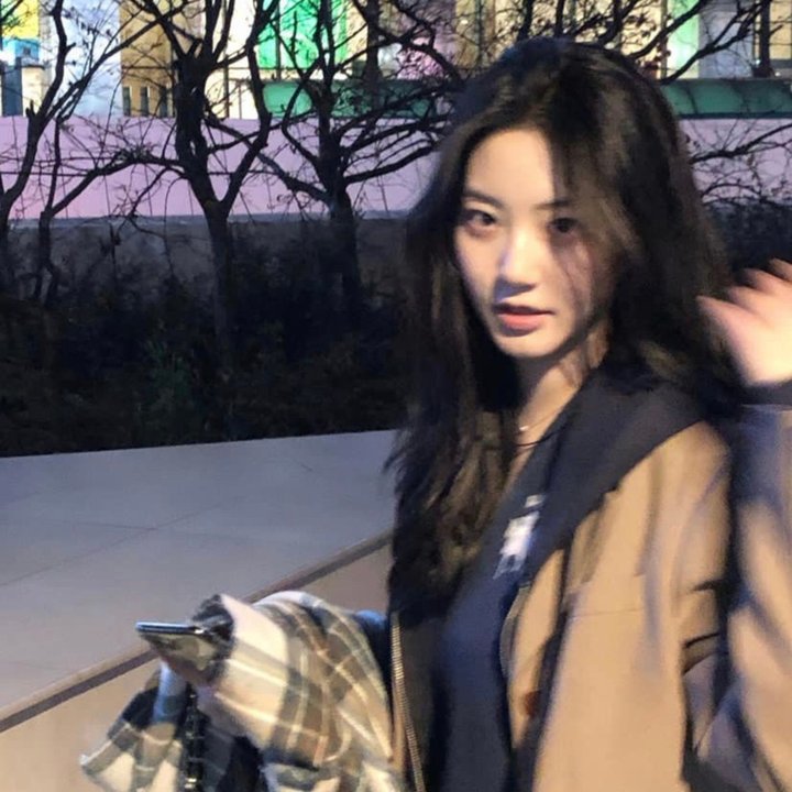 明天，我会成为谁的女友